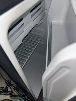 Mini refrigerator