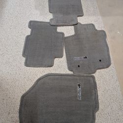 2009 RAV4 Floor Mats, Oil Filters, Wiper Blades
