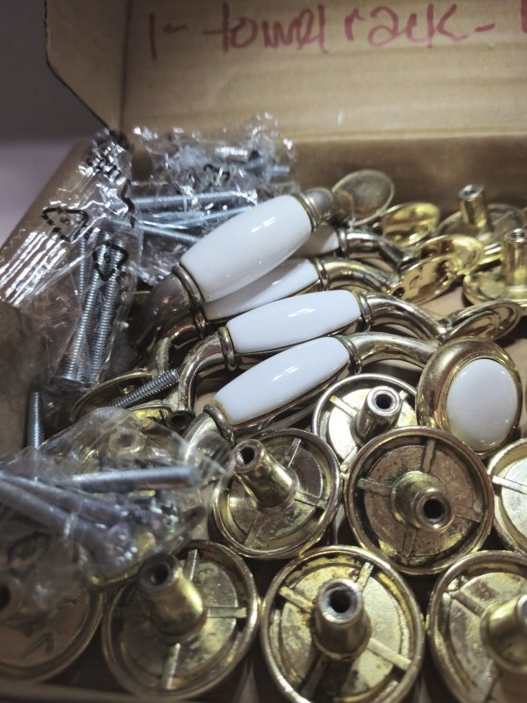 Cabinet Knobs, And Pulls. Gold, White & Porcelain