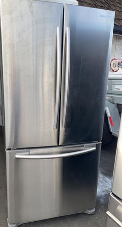Samsung 3 Door 33" Wide Stainless Steel Fridge
