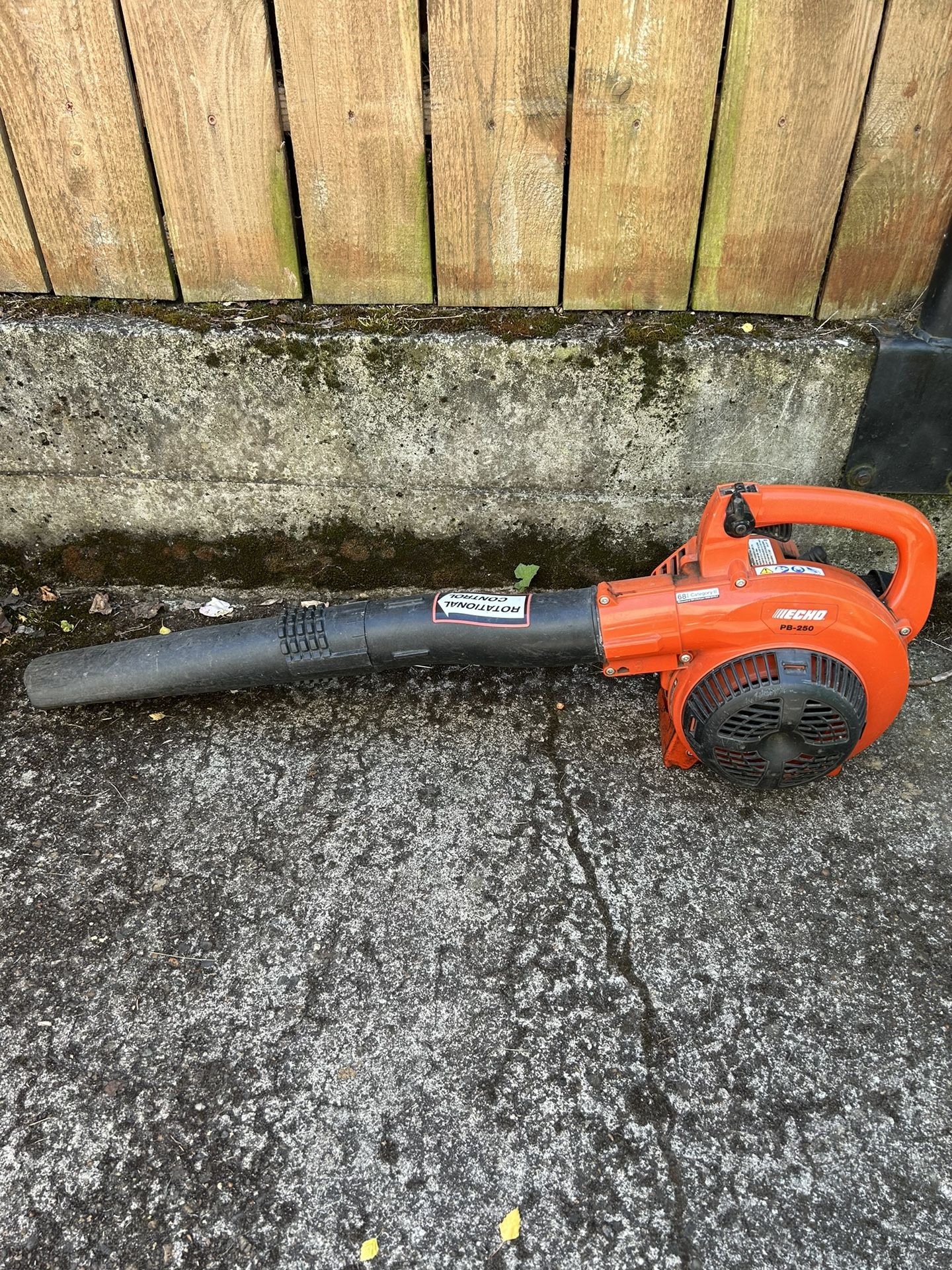 Gas Leaf Blower