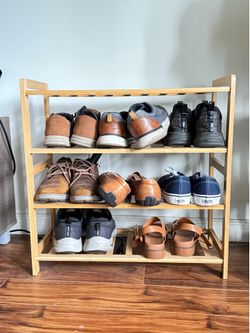 Wooden shoe rack (90034 zipcode pick up)