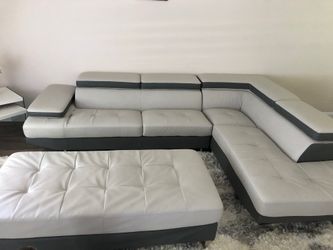 corner sofa with coffee table