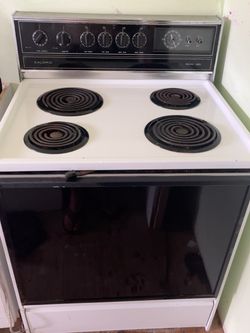 Caloric Electric Stove – Fully Working
