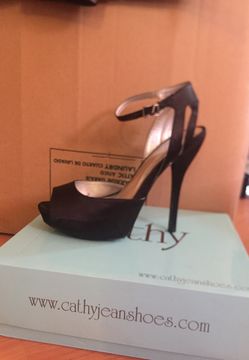 Satin Cathy Jean heel, size 8.5