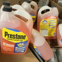 Prestone 2-in-1 All Season Year Round Windshield Washer Fluid 