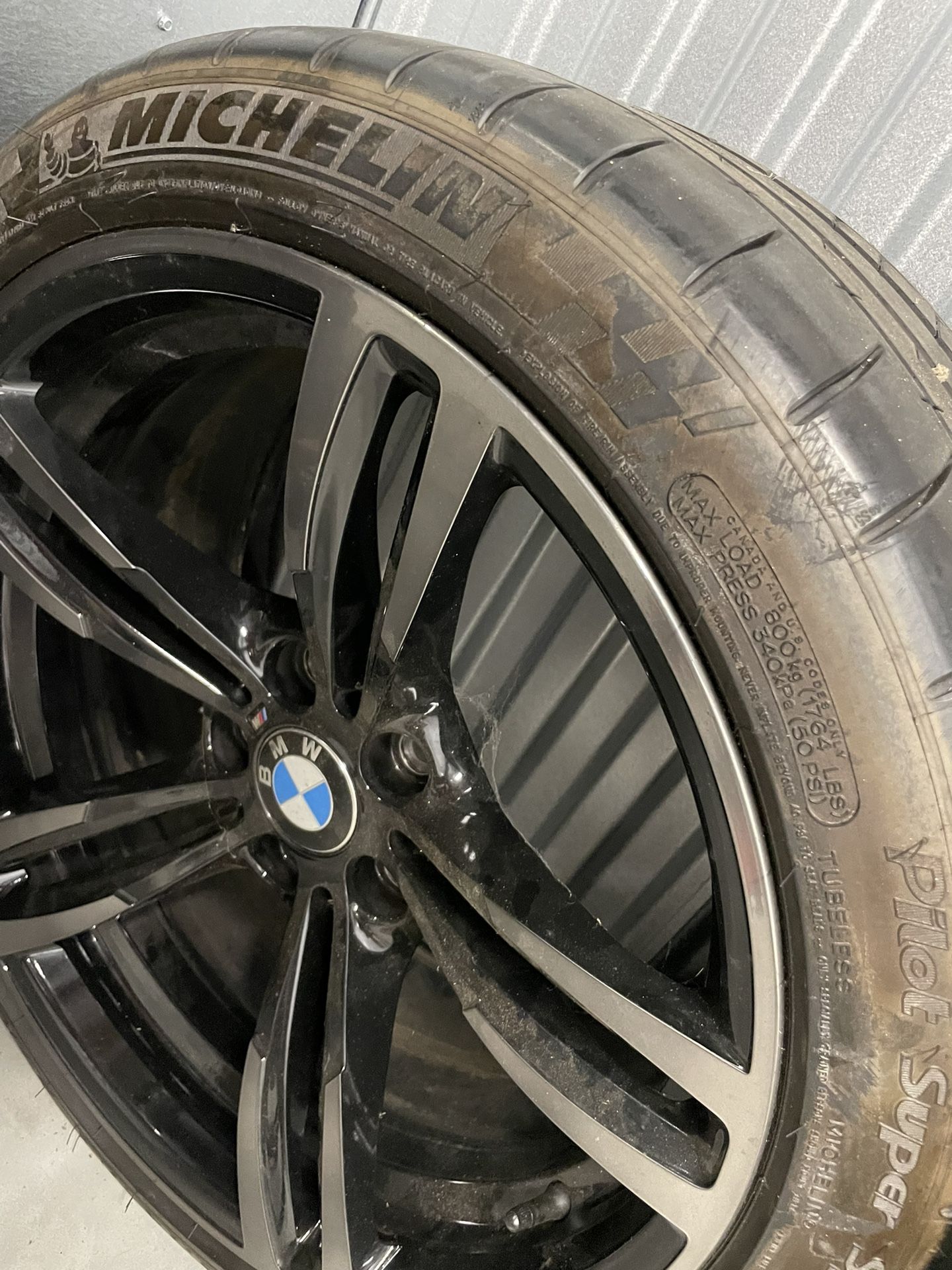 BMW M4 19 “ Wheels And Tires