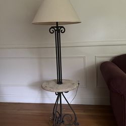 2 End Tables With Built In Lamps 