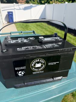 Almost New Group 65 Battery 850 CCA With Receipt