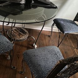 Dinner Table 