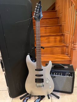 Laguna Electric Guitar w/ Hardshell Case, Fender Amp