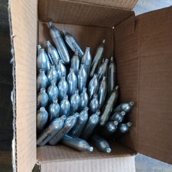 Co2 Cartridges 12g. 38 Count.