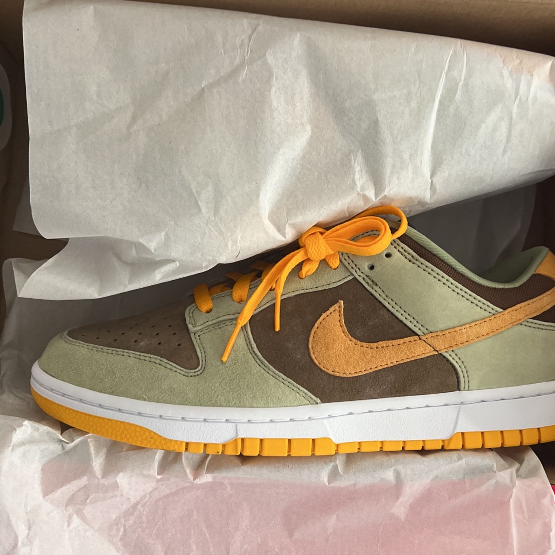 Dusty Olive Dunks Size 9.5M brand New for Sale in Queens, NY OfferUp