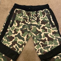 Puma Joggers 
