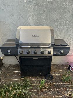 Brinkmann Gas Grill with Side Burner