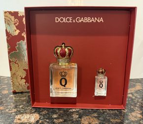 Dolce & Gabbana Queen Box Set (1.7oz Bottle, 5ml Dabber)