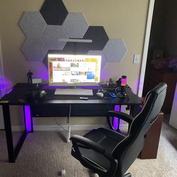 Streaming Kit With Desktop And Gaming Chair