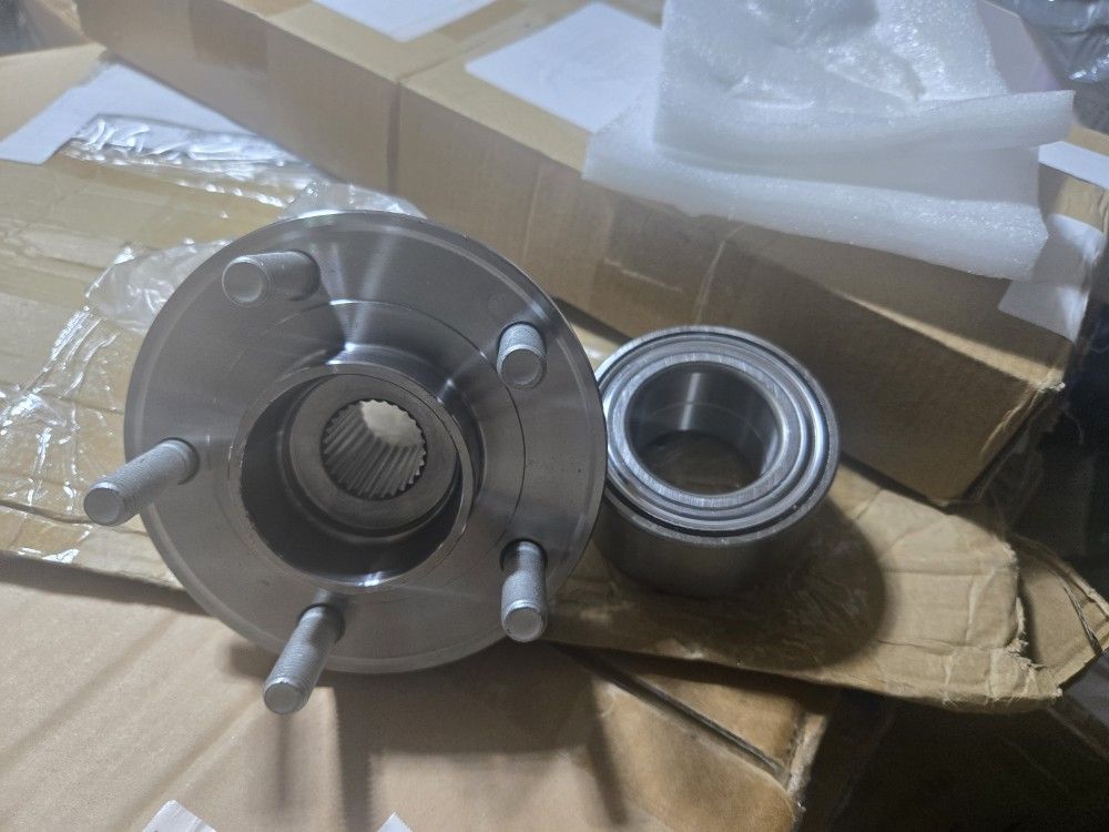 2013 Ford Escape Or 2019 Lincoln Front Wheel Hub Bearing