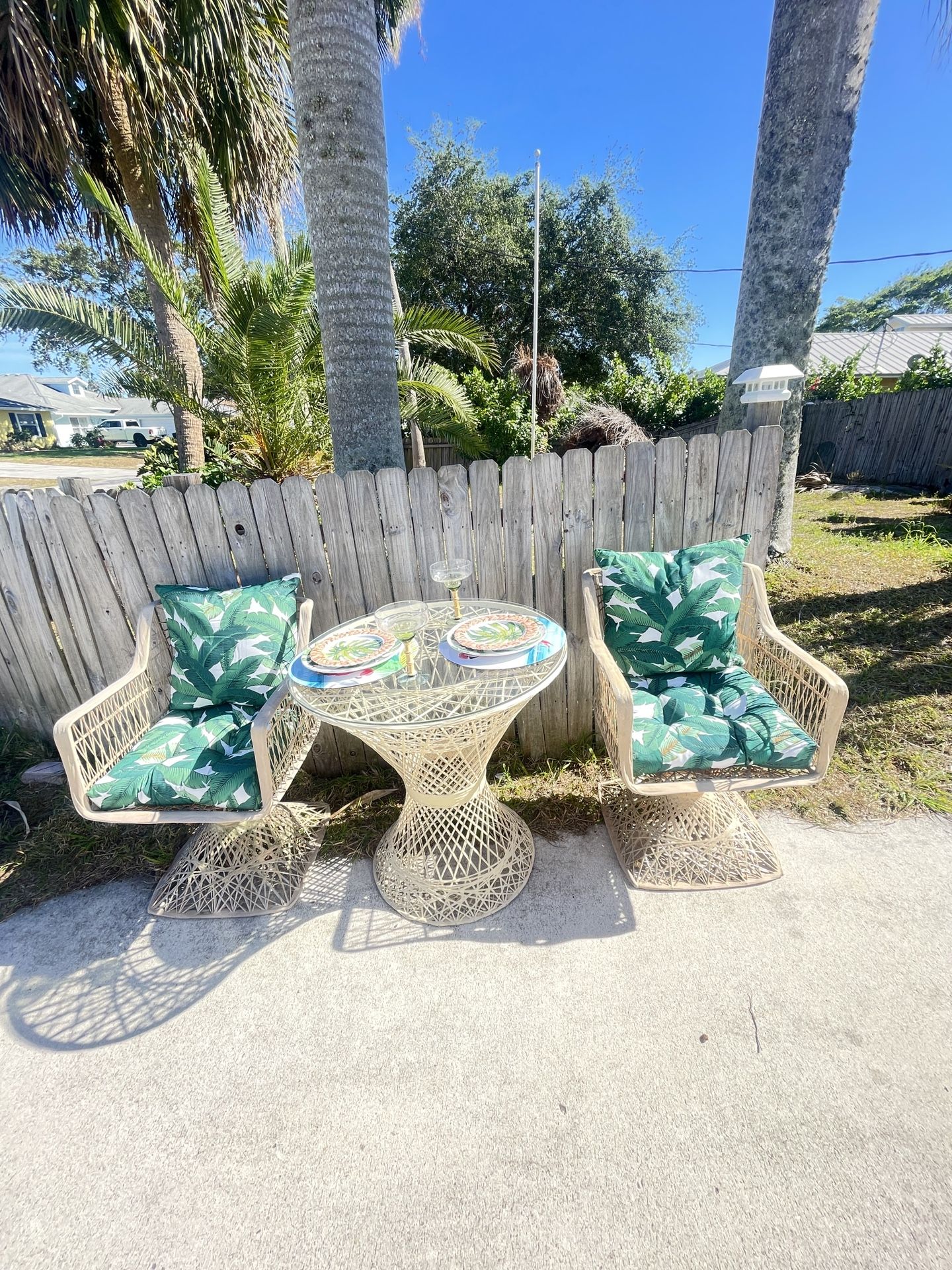 Tommy Bahama-Style Woodard Bistro