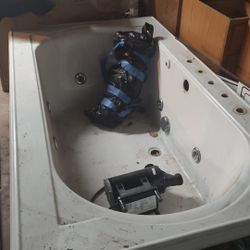 Tub Kohler JETS 42" x 72" x 20" deep