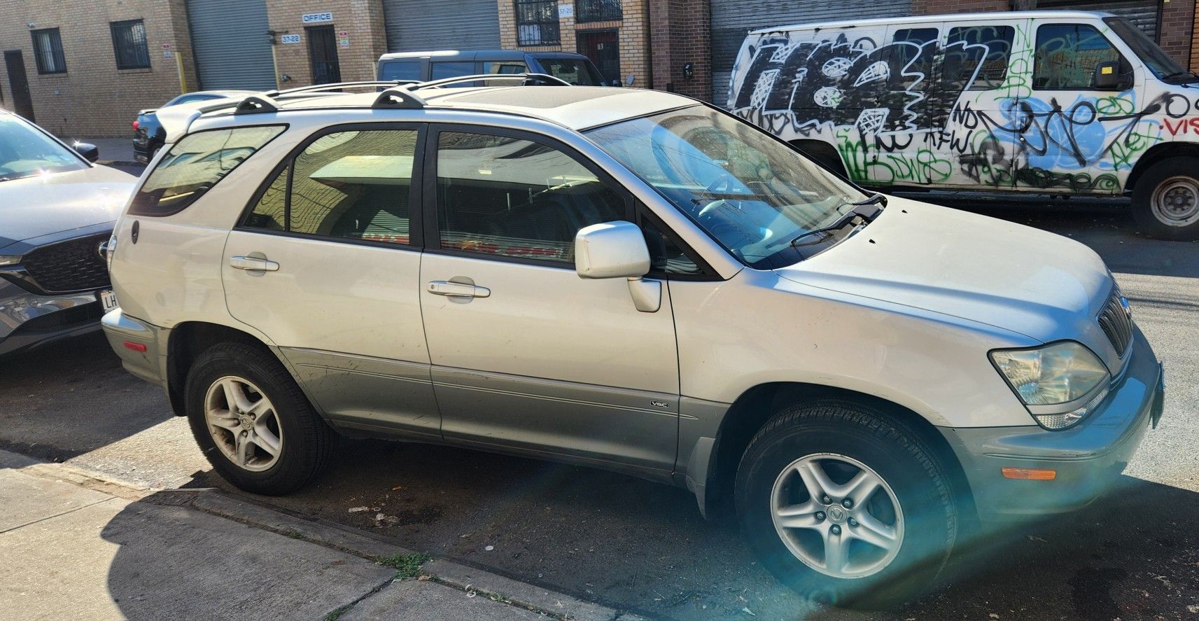 2002 Lexus Rx 300 for Sale in Queens, NY - OfferUp