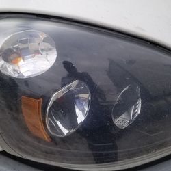 Cascadia Headlights Oem