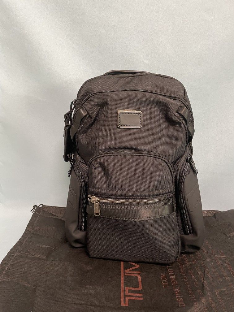 TUMl Black ALPHA BRAVO Navigation Backpack
