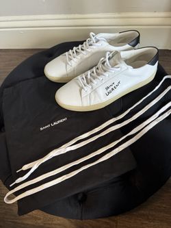 Saint Laurent Paris SL06 Signa Low-Top Sneakers in Blanc Op/Dark Size 45 100%