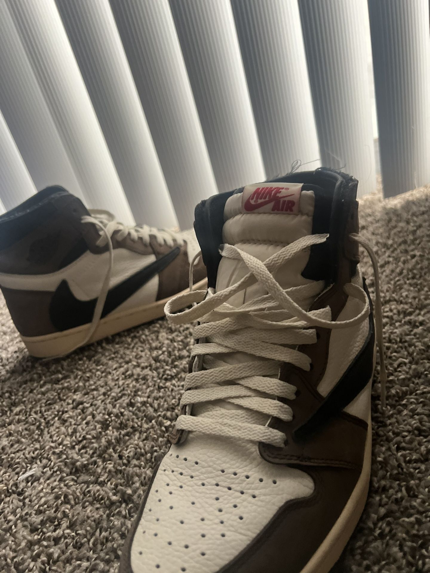 Travis Scott’s Jordan 1s