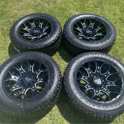 (4) 20” Moto Metal Wheels 33x12.50R20 Patagonia Tires