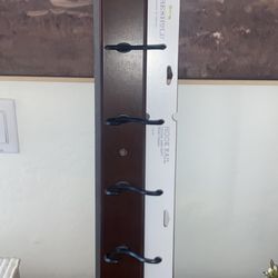 Wall Hook Rail
