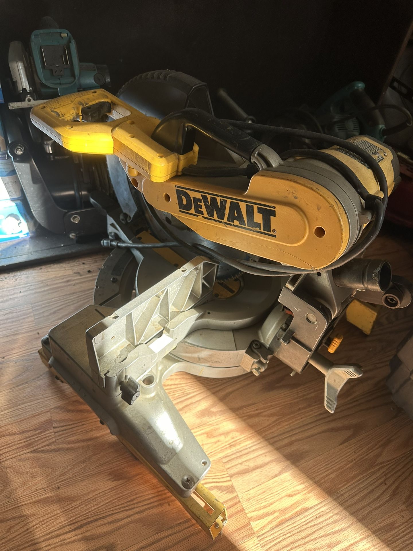 DeWalt Miter Saw