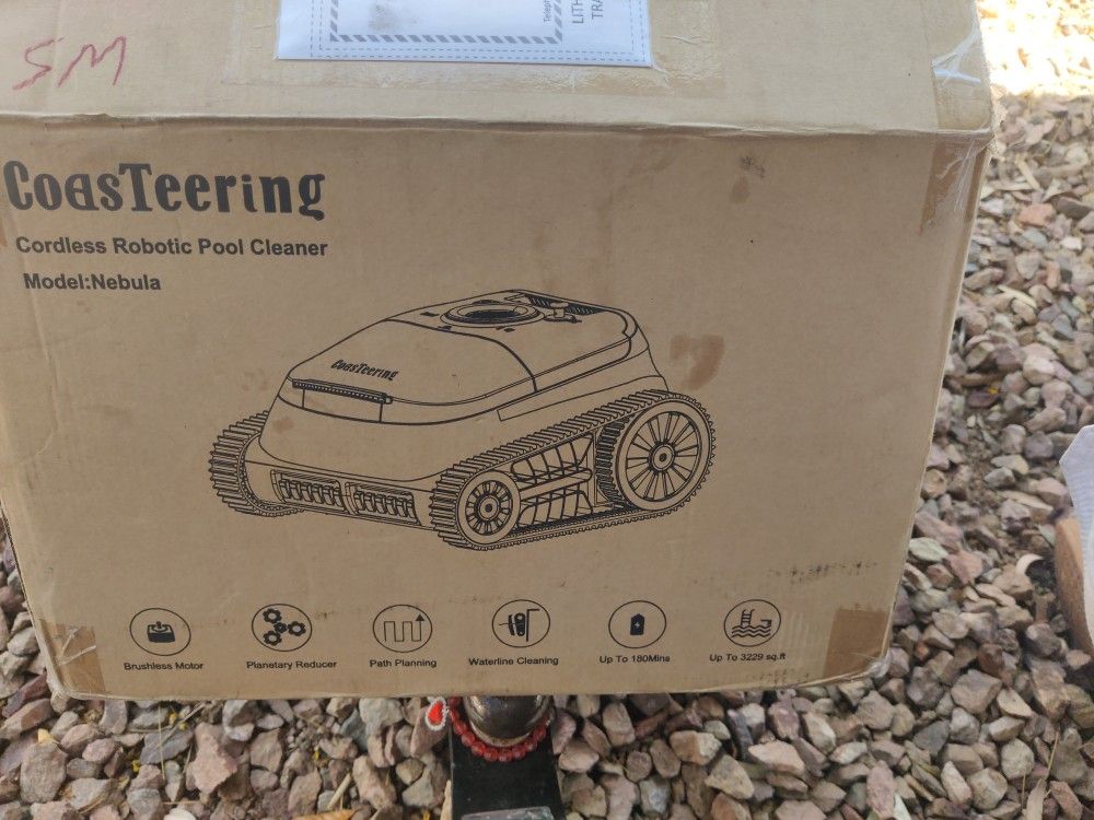 Cordless Robotic Pool Cleaner Model Nebula Coasteering