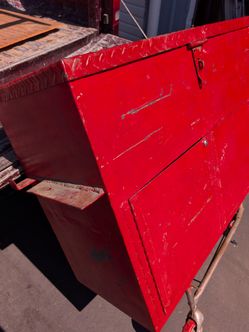 Heavy duty mechanic maintenance toolbox