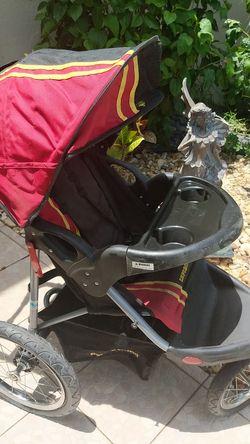 Baby Trend Expedition jogging stroller