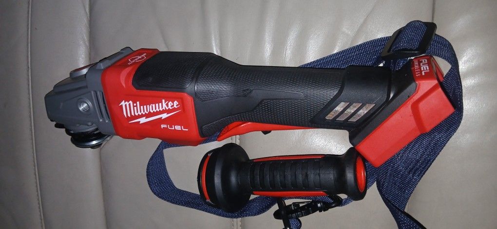 Milwaukee Fuel Grinder