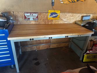 Heavy duty Workbench