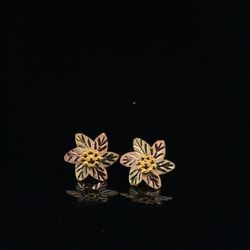 14kt Gold Tri Color Small Flower Earrings 0.73grams I-878