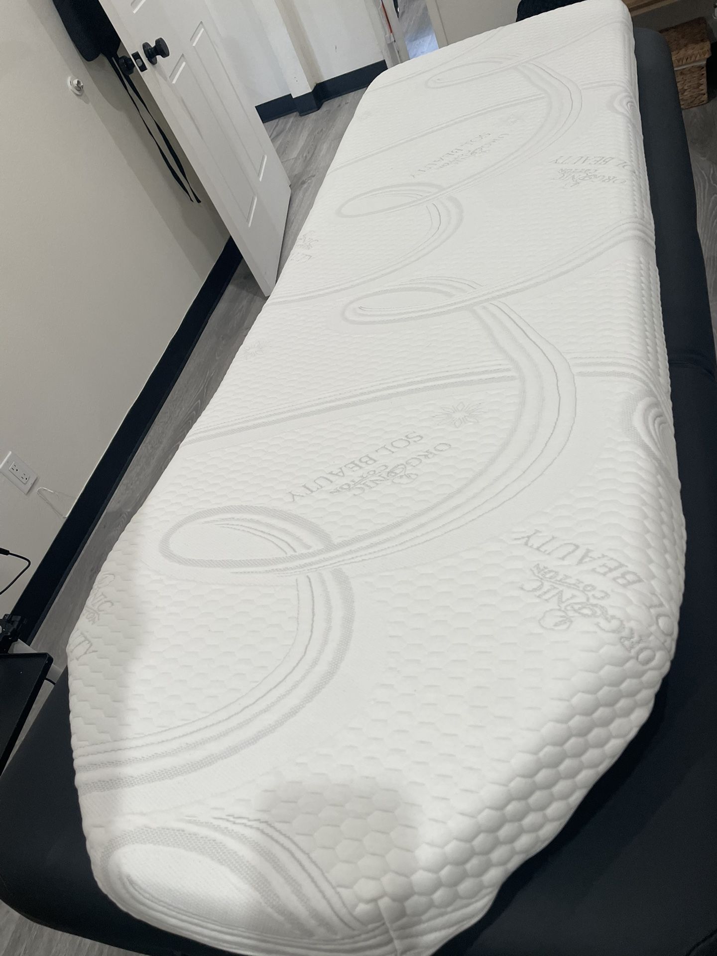 Sol Beauty Lash Bed Mattress Topper