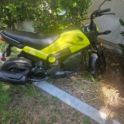 🔥 Like-New 2024 Honda Navi – Only a Few Miles! Helmet + Loading Ramp Included ($200 Value) 🔥 $1800 Obo