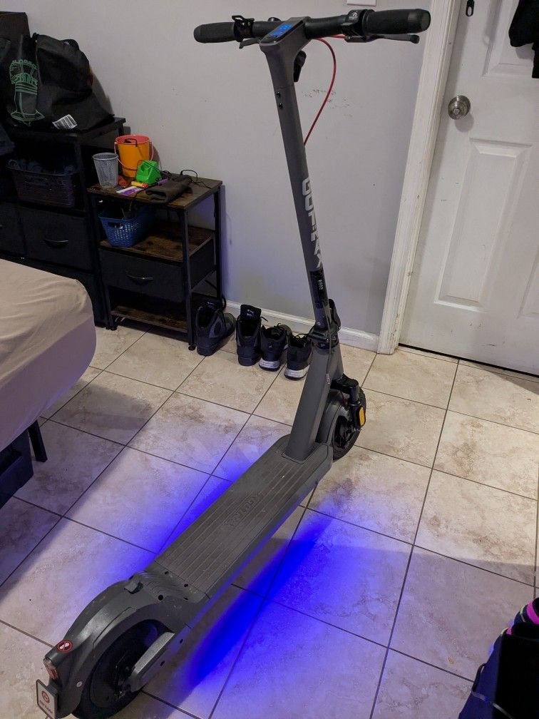 Great Price And Condition Gotrax G6 Scooter 