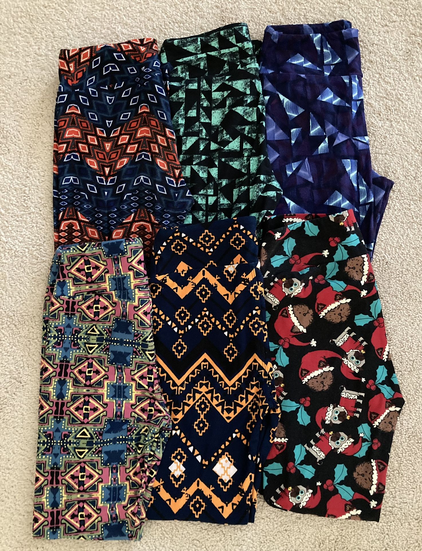 6 pairs of lularoe leggings . Size OS