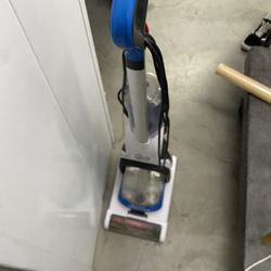 Carpet cleaner ( Hoover powerdash pet)