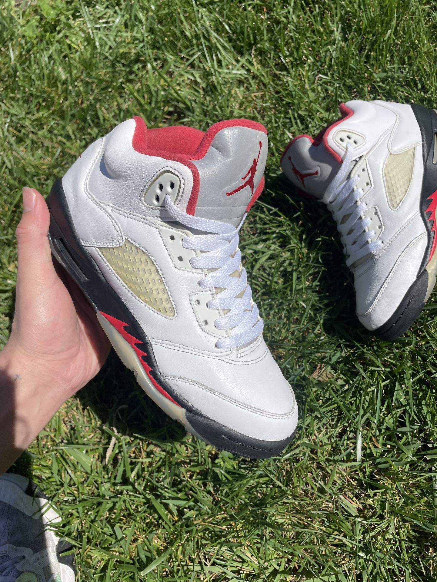 Jordan 5 retro 'Fire Red' 6.5 Y