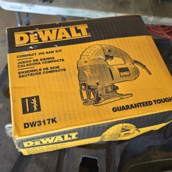 Dewalt DW-317K Compact Jigsaw