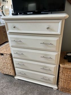 Cream dresser with jewelry top