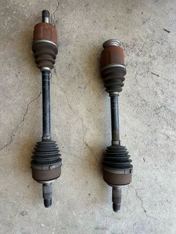 Honda crv OEM Axles in Good Condition 07-11 $40 OBO