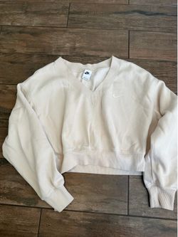 Nike women cropped large sweater