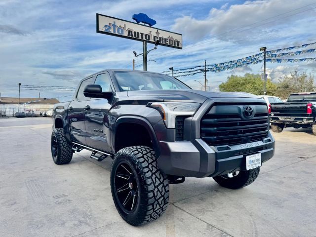 2024 Toyota Tundra CrewMax