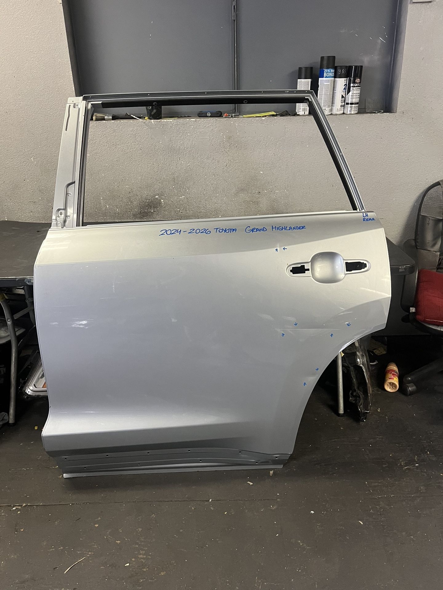 2024-2025-2026 TOYOTA GRAND HIGHLANDER LEFT REAR DOOR OEM USED #7777